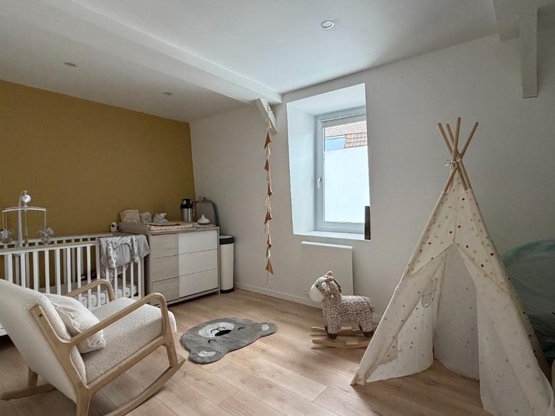 Maison - 211 m² - 6 pièces