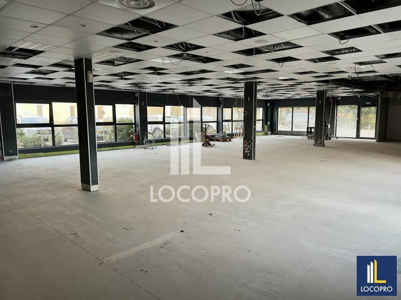 Local commercial - 380 m²