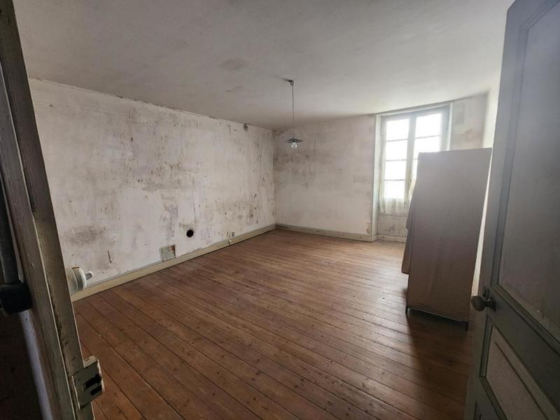 Maison en pierre - 150 m² - 4 pièces