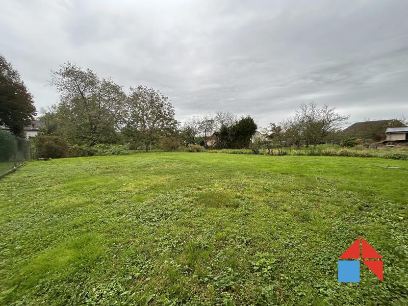 Maison de village - 580 m² - 6 pièces