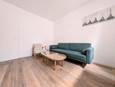 Maison - 84 m² - 6 pièces