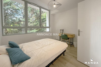 Chambre - 10 m² - 4 pièces