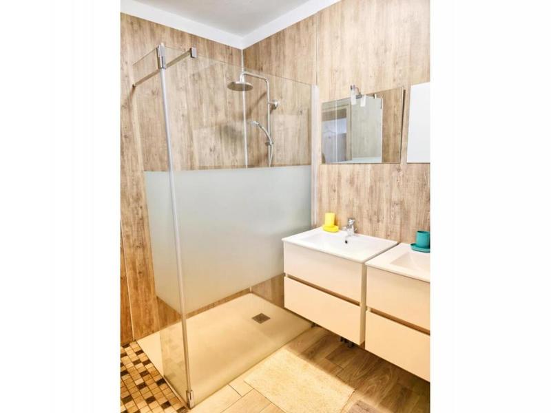 Maison - 180 m² - 10 pièces