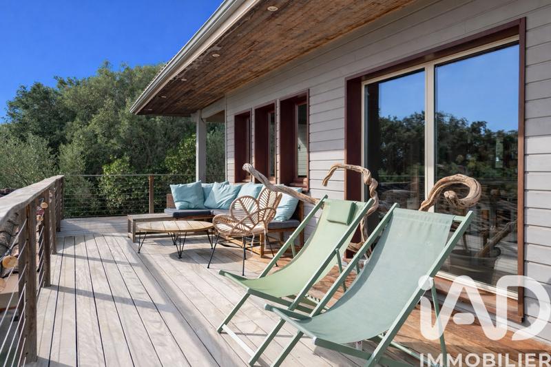 Maison - 166 m² - 6 pièces