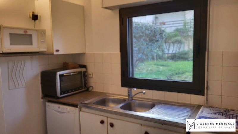 Bureau - 48 m² - 2 pièces