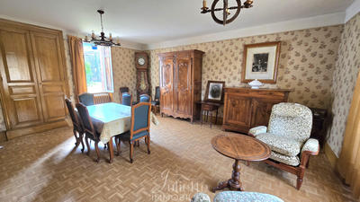 Maison - 153 m² - 7 pièces