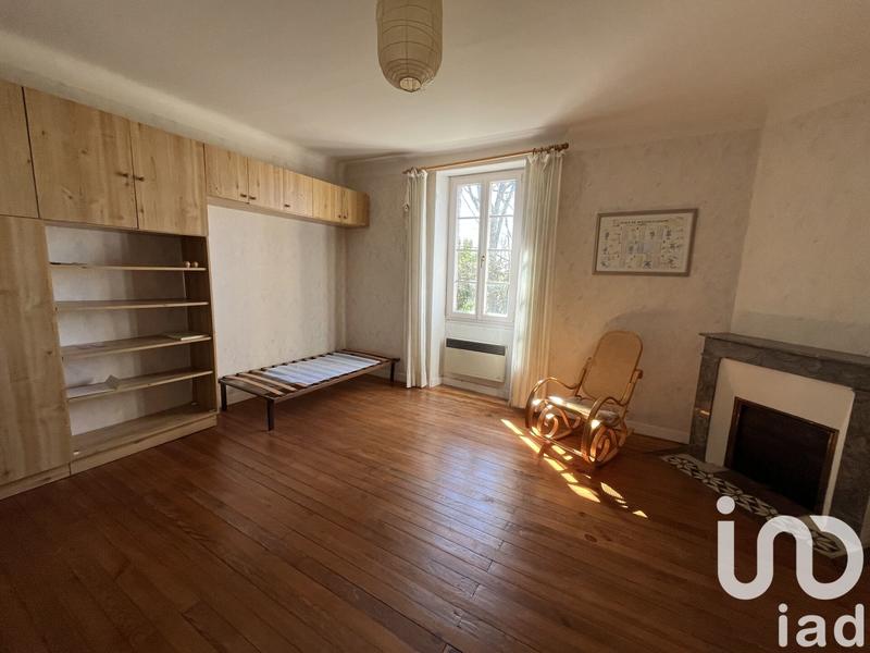 Maison - 310 m² - 11 pièces