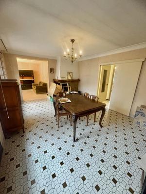 Maison - 143 m² - 6 pièces