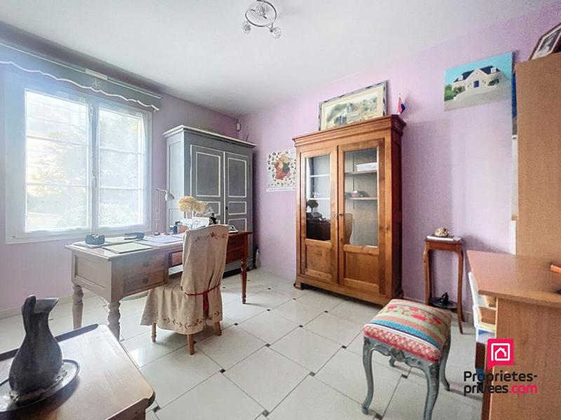 Maison - 230 m² - 7 pièces