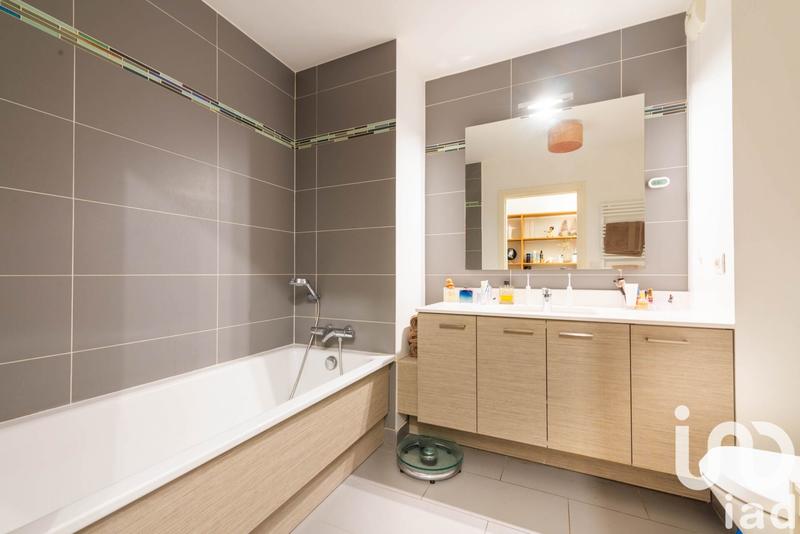 Appartement - 101 m² - 5 pièces