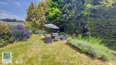 Maison - 234 m² - 11 pièces