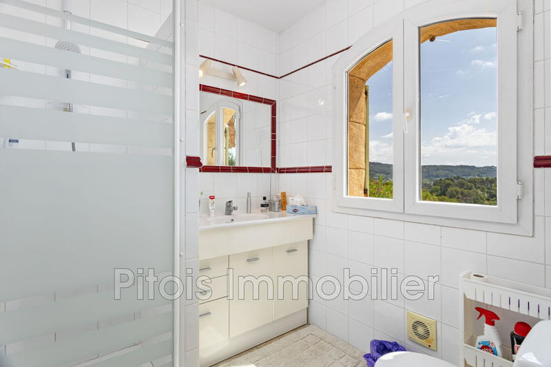 Maison - 294 m² - 5 pièces