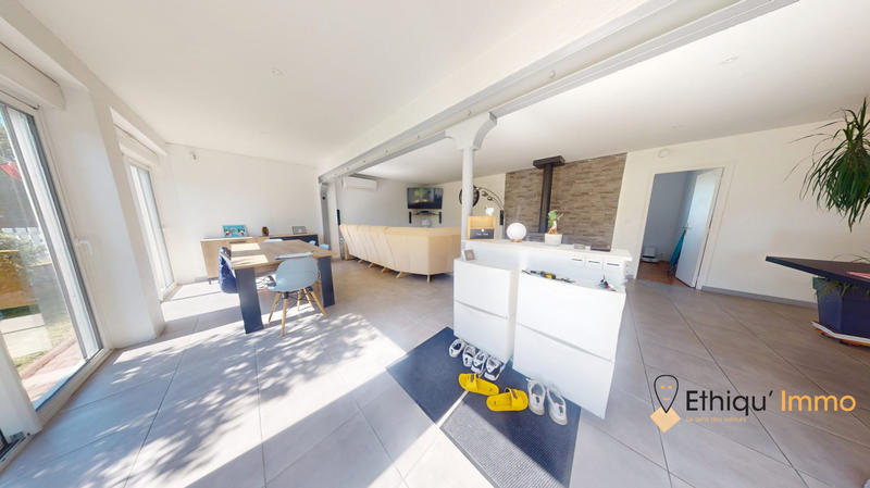 Maison - 110 m² - 5 pièces