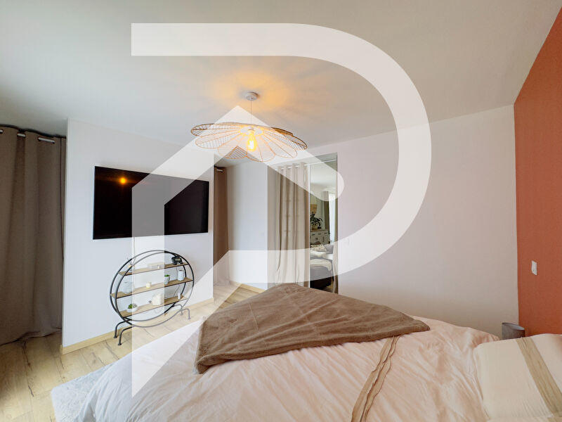 Maison - 80 m² - 3 pièces