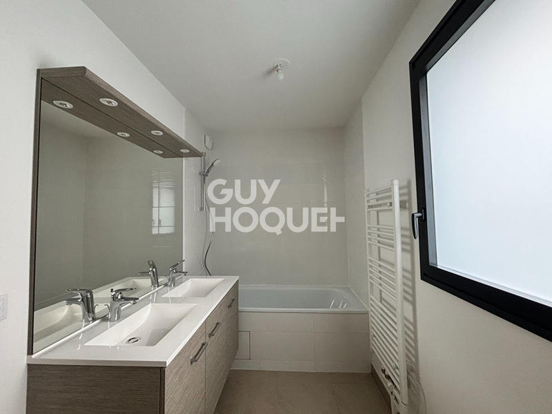 Maison - 83 m² - 3 pièces