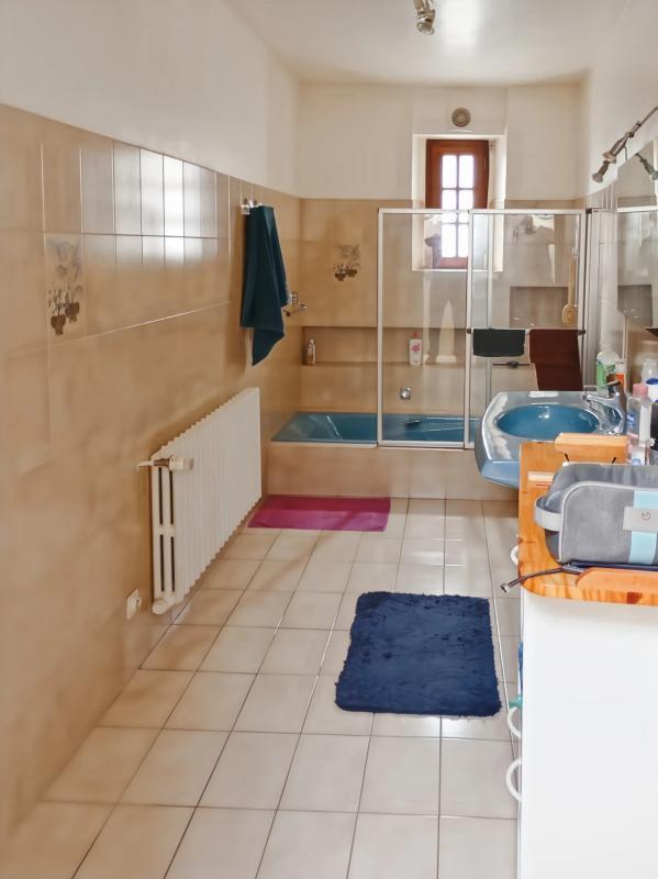 Maison en pierre - 132 m² - 5 pièces