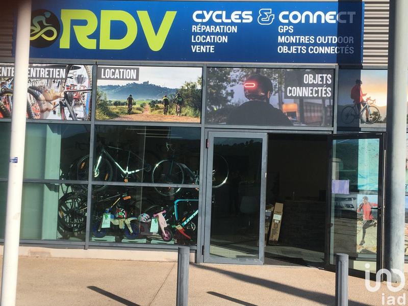 Local commercial - 81 m²