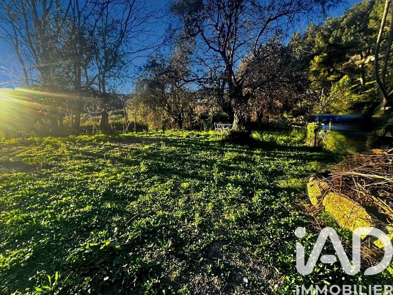 Maison - 204 m² - 9 pièces