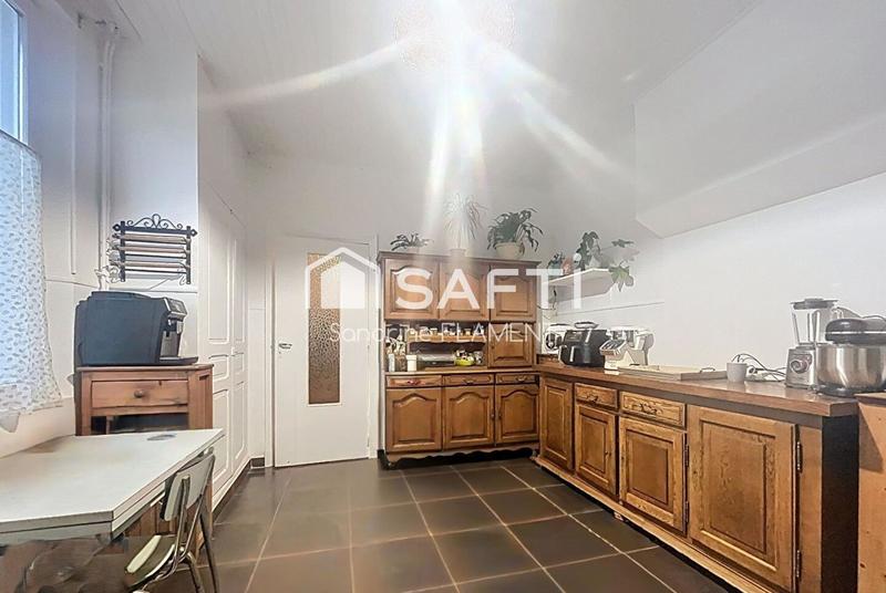 Maison - 185 m² - 7 pièces