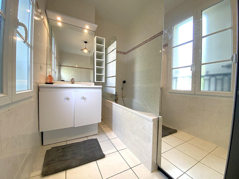 Maison - 88 m² - 5 pièces