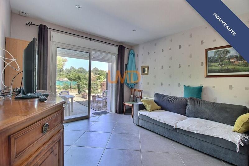 Immeuble - 350 m² - 21 pièces