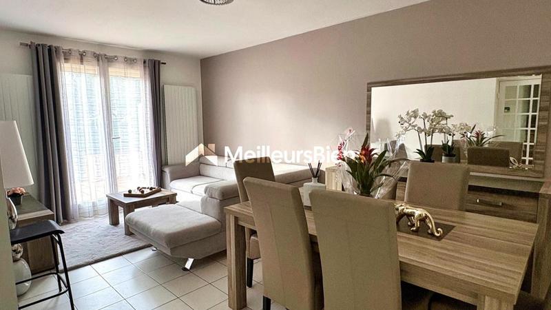 Maison de ville - 92 m² - 5 pièces