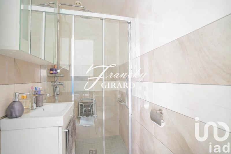 Maison - 100 m² - 6 pièces