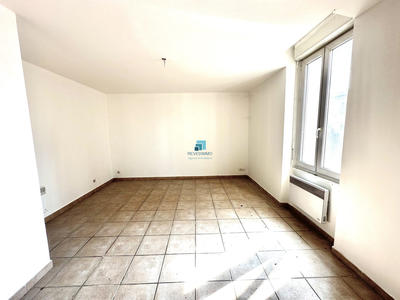 Appartement - 77 m² - 4 pièces