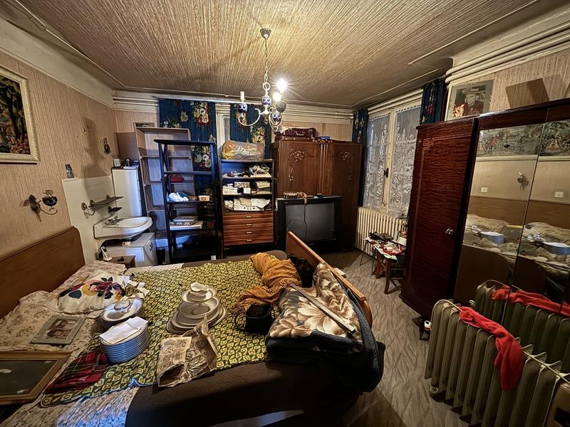 Maison - 350 m² - 20 pièces