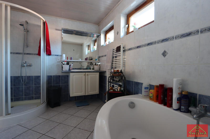 Maison - 123 m² - 6 pièces