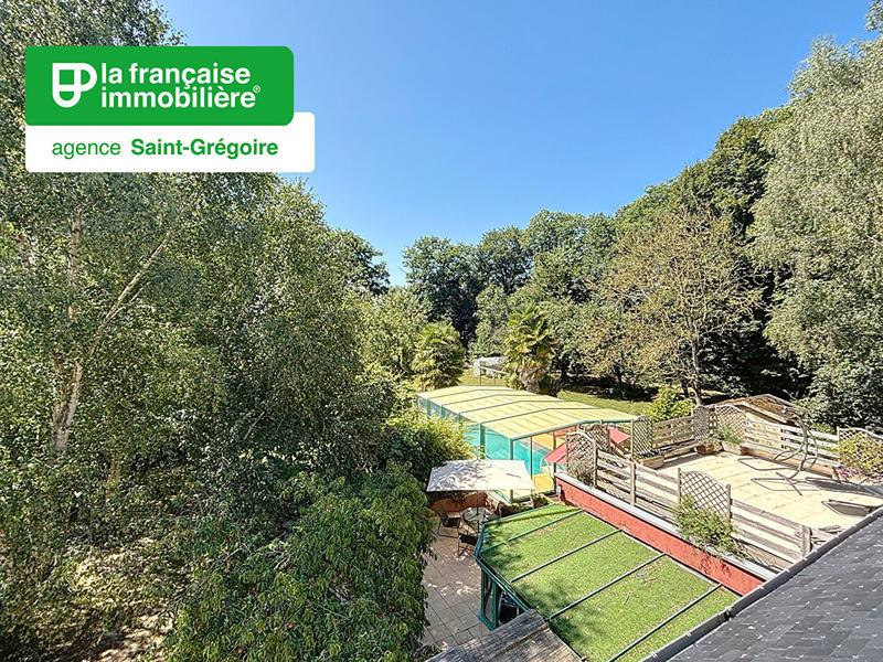 Maison - 240 m² - 10 pièces