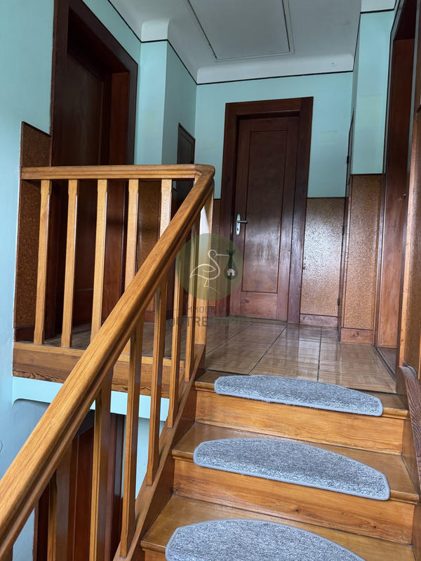 Maison - 92 m² - 5 pièces