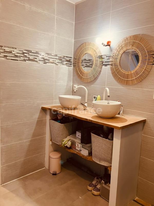 Maison - 87 m² - 5 pièces