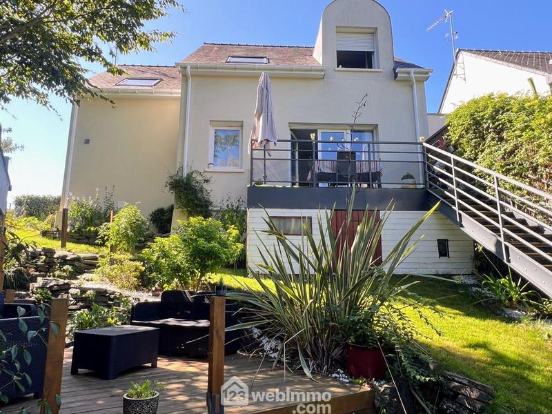 Maison de ville - 94 m² - 5 pièces