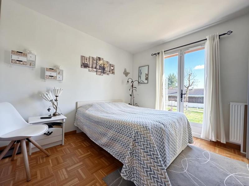 Pavillon - 140 m² - 6 pièces