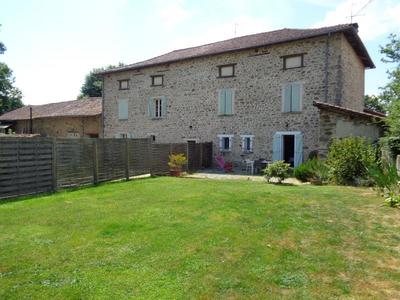 Maison - 121 m² - 6 pièces