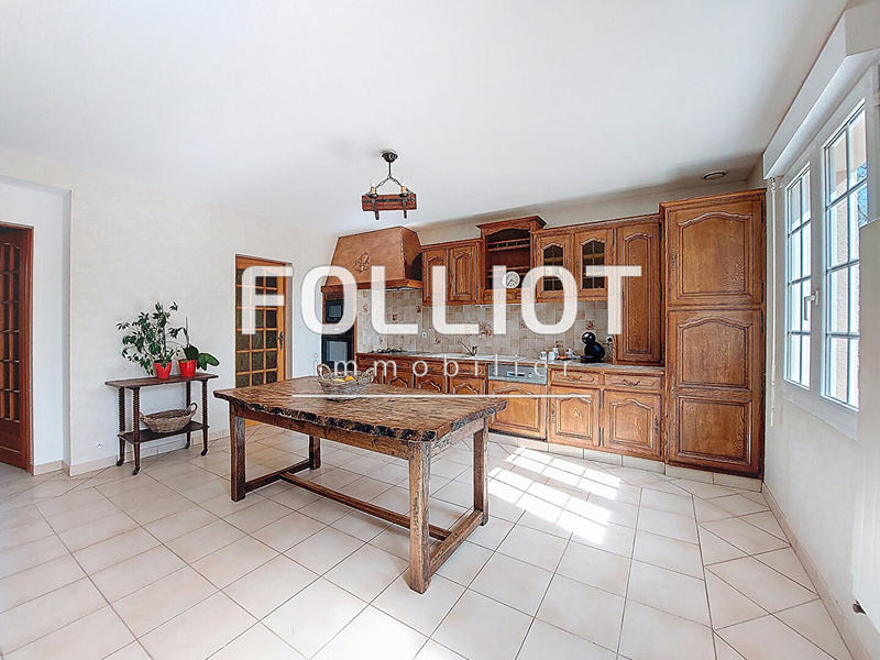Maison - 136 m² - 5 pièces