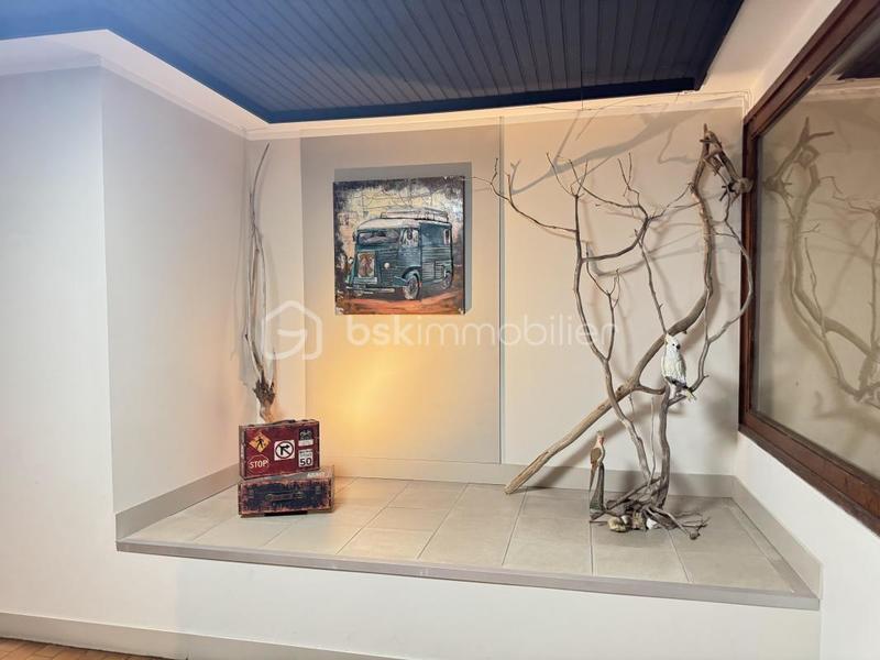 Appartement - 75 m² - 3 pièces