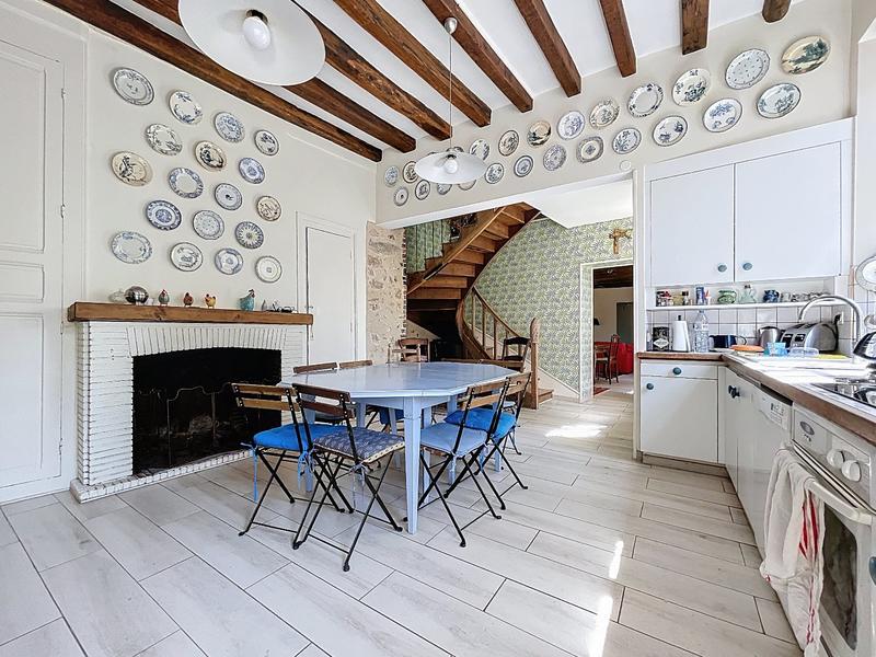 Maison de maîtres - 314 m² - 12 pièces