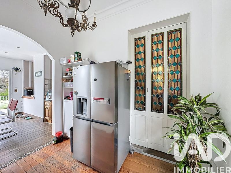 Maison - 262 m² - 7 pièces