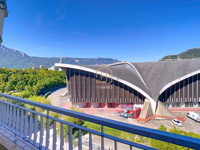 Appartement - 77 m² - 3 pièces