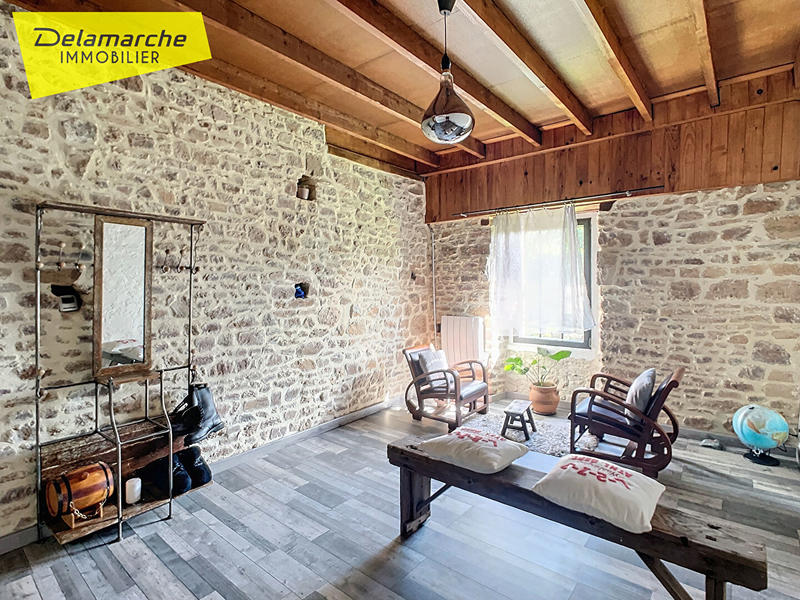 Maison - 98 m² - 6 pièces