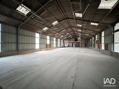 Local commercial - 595 m²