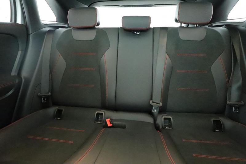 Mercedes Gla 250 e Amg Line 8g-Dct 218 ch