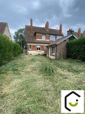 Maison - 80 m² - 5 pièces