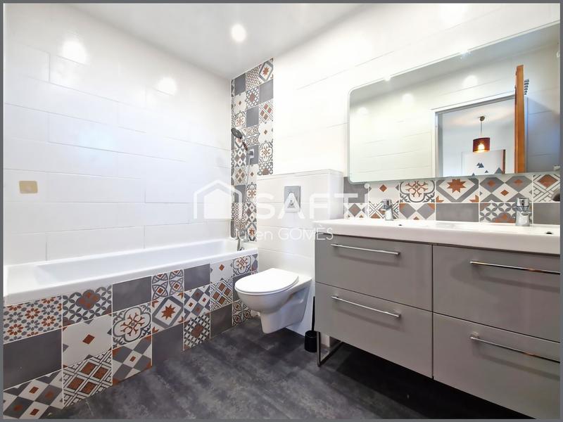 Maison - 105 m² - 5 pièces