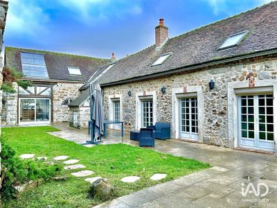 Maison - 210 m² - 7 pièces