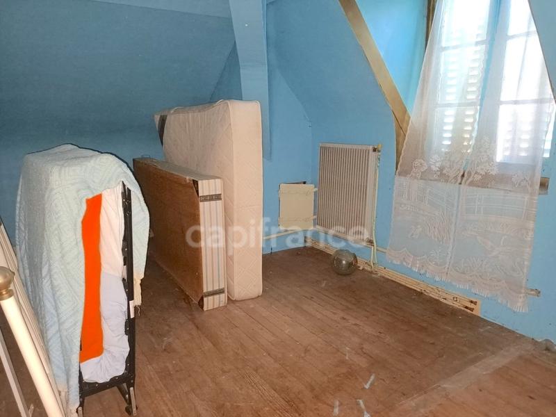 Maison - 370 m² - 13 pièces