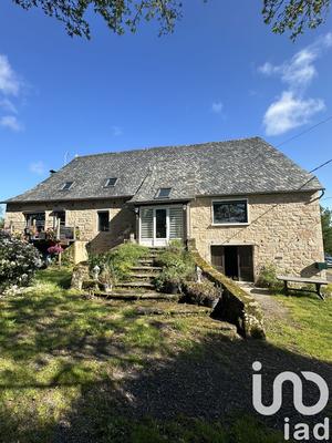 Maison - 112 m² - 4 pièces