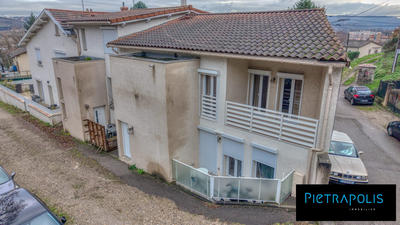 Appartement - 80 m² - 3 pièces